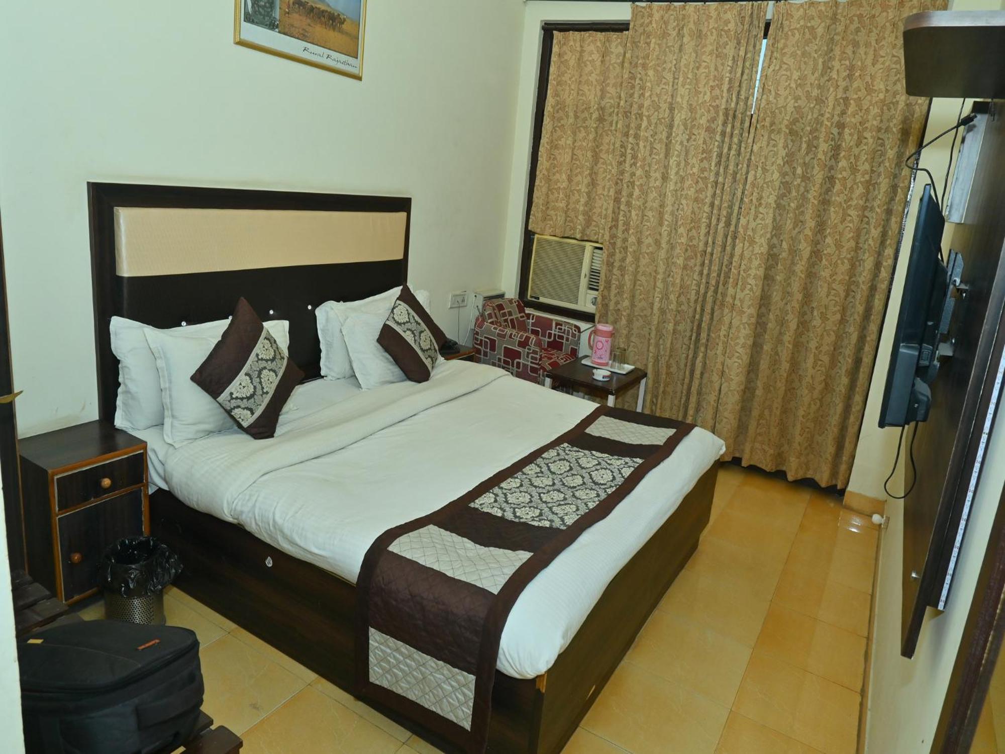 Goyal Plaza Hotel 5 Mint. Waling Distance From Pushkar Lake Dış mekan fotoğraf