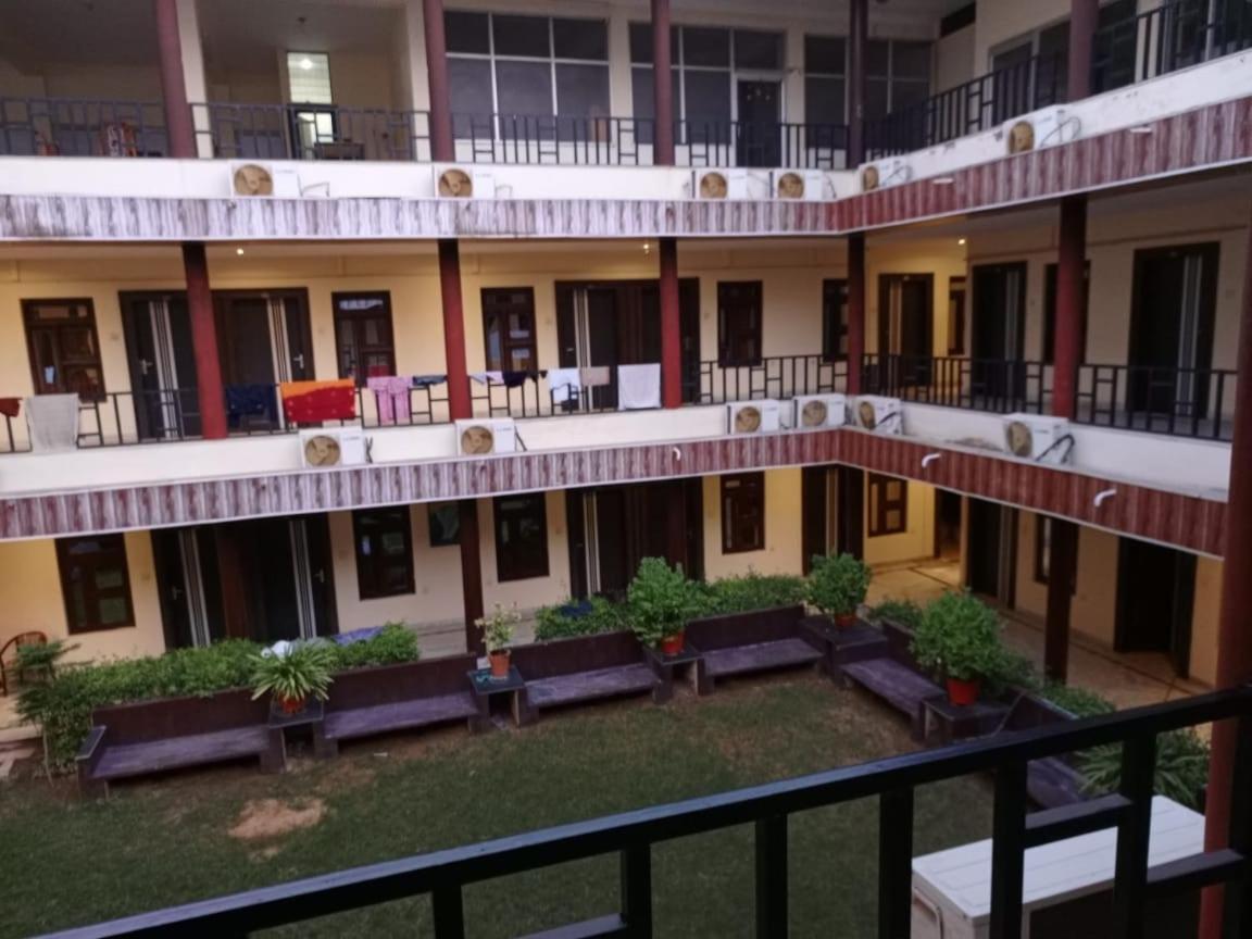 Goyal Plaza Hotel 5 Mint. Waling Distance From Pushkar Lake Dış mekan fotoğraf